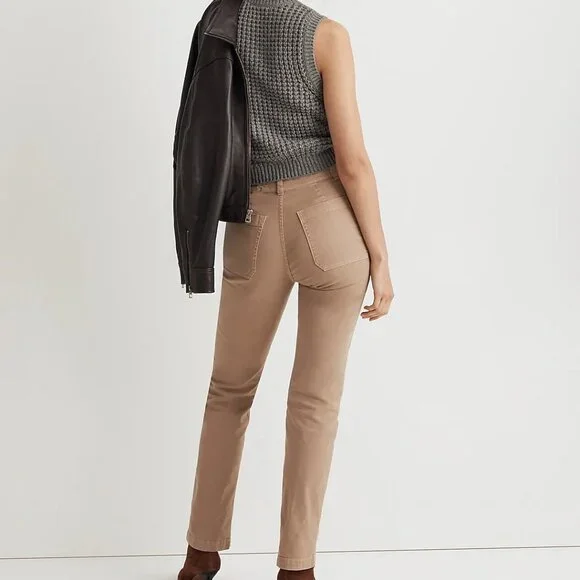 The '90s Straight Utility Pant in Garment-Dyed Canvas - Picture 4 of 7